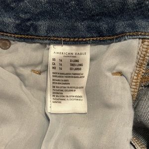 American Eagle curvy mom jeans